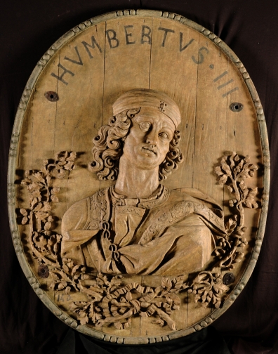 Il restauro dei 12 Medaglioni lignei raffiguranti la dinastia Savoia. Umberto III